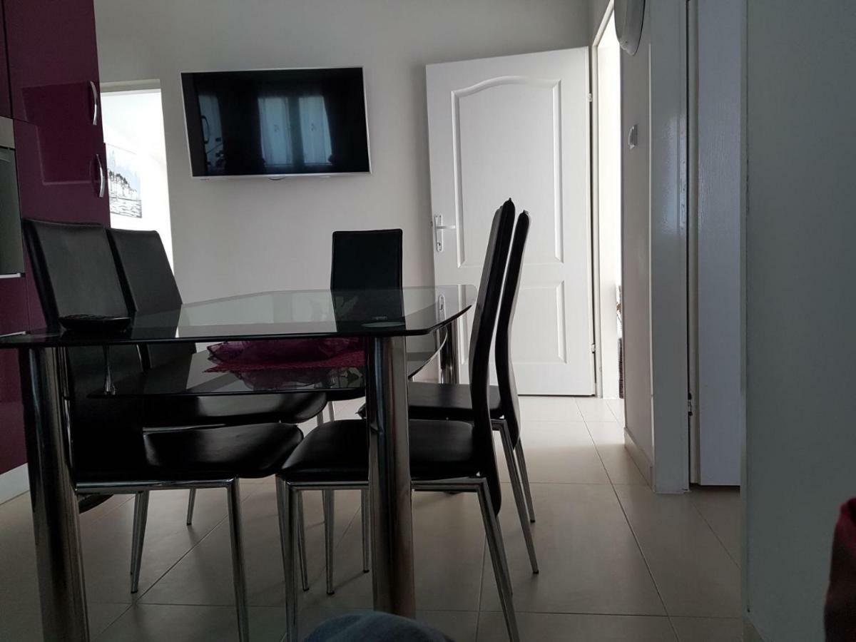 Apartment Dijana Kaštela Εξωτερικό φωτογραφία