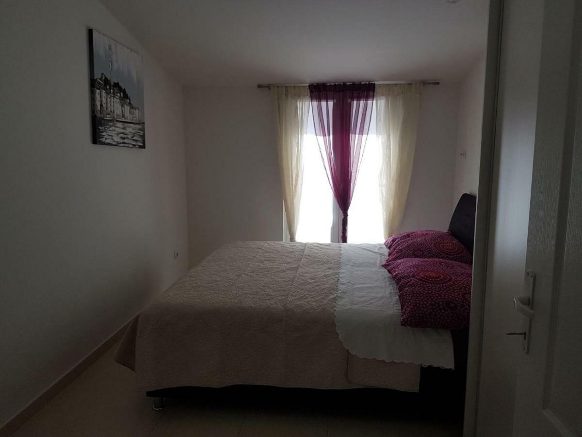 Apartment Dijana Kaštela Εξωτερικό φωτογραφία
